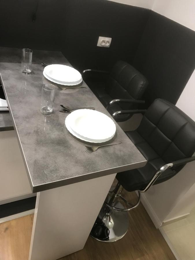 Apartman Kristina Free Parking Novi Sad Exterior foto
